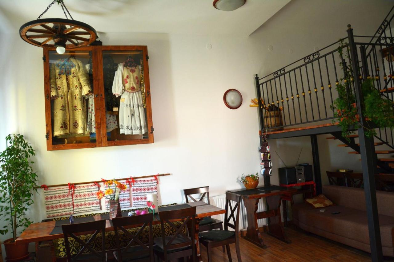 סיביו Traditions House מראה חיצוני תמונה